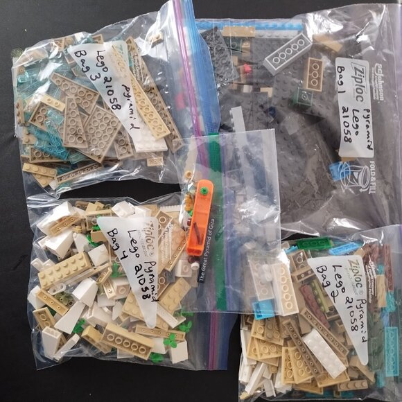 Lego Architecture Great Pyramid of Giza Set 21058 - Picture 7 of 8